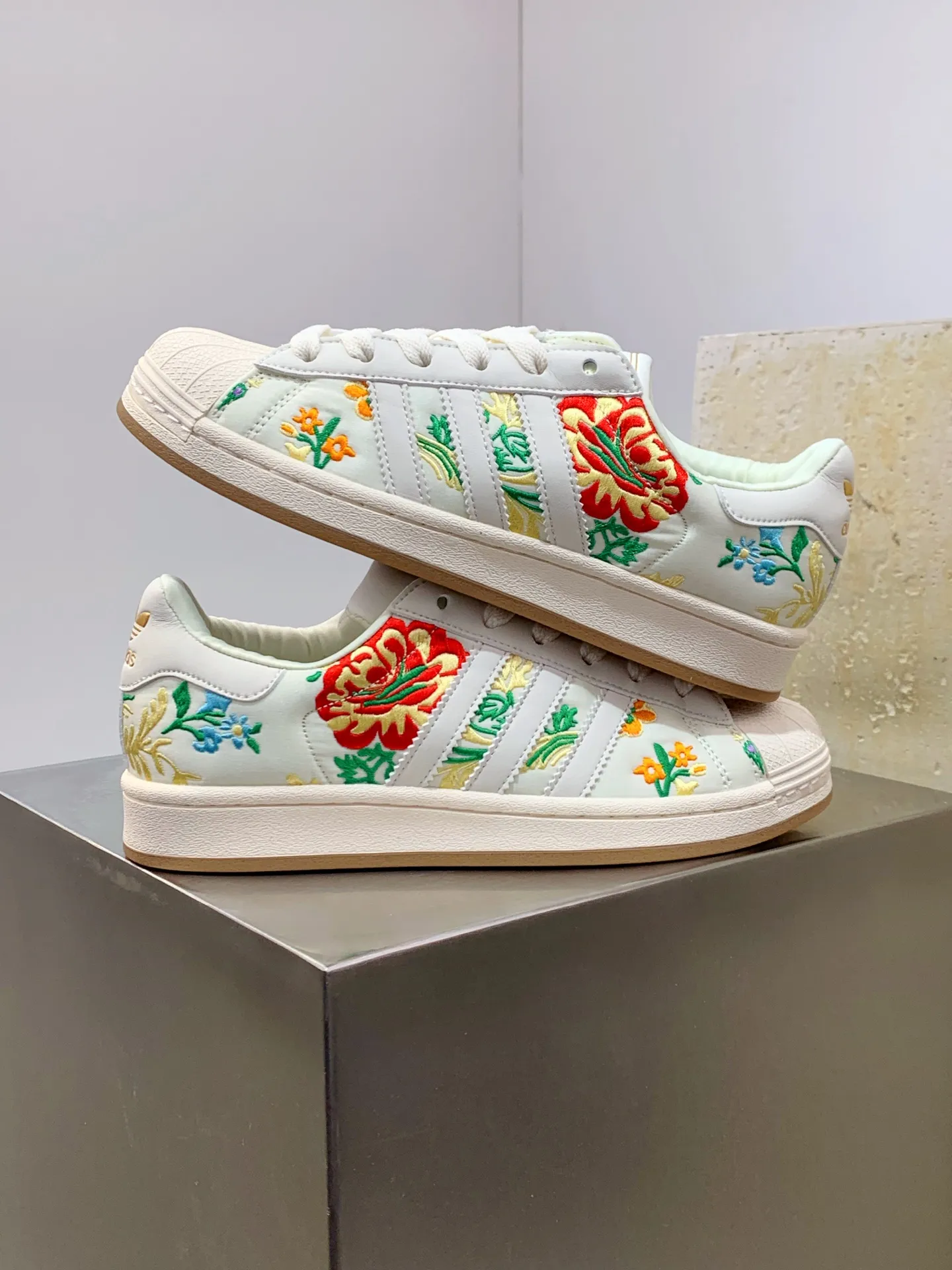 Breathable adidas Originals Superstar 2 Floral White Replica Shoes – Adidas Replica Sneakers 541