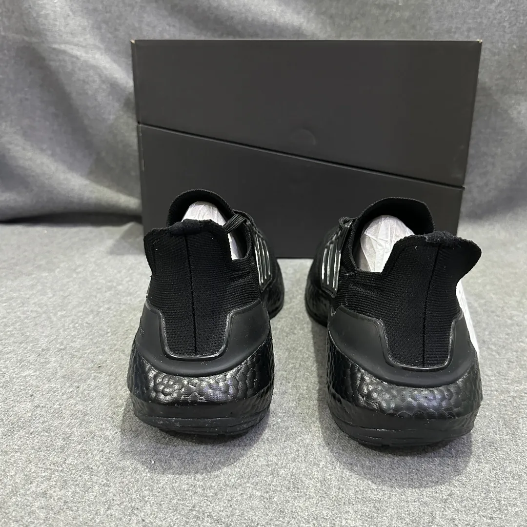 adidas Ultraboost 21 Black Running Shoes –  Replica Adidas Collection SmoothTexture 572