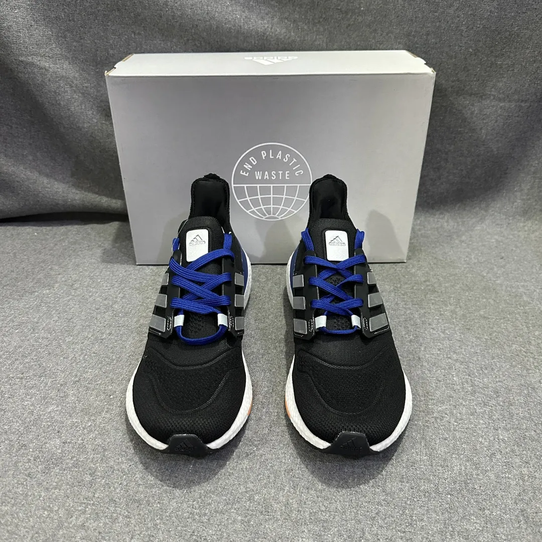 Popular adidas Ultraboost 22 Black Blue Running Shoes –  Replica Adidas Shoes 568