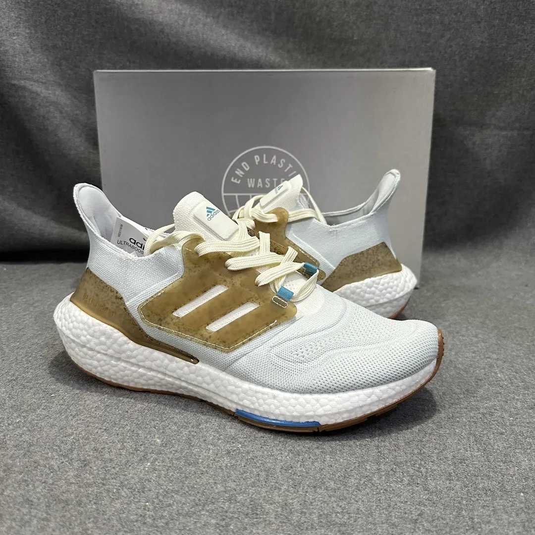 adidas Ultraboost 22 Linen Green Running Shoes –  Replica Adidas Shoes Refined 566