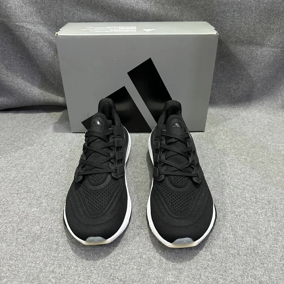 Flexible adidas Ultraboost 23 Light Black White Running Shoes – Replica Adidas Edition 577