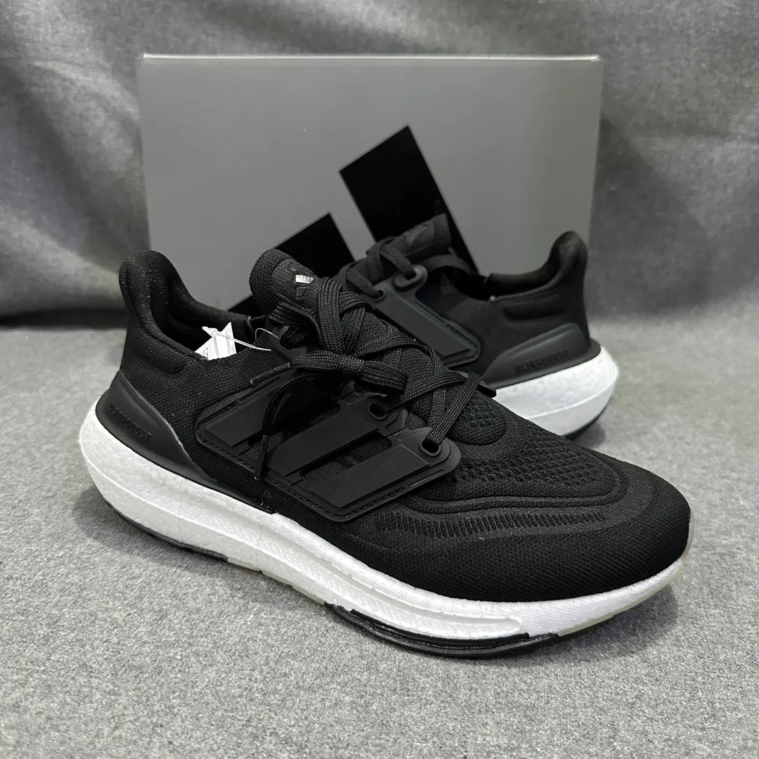 Flexible adidas Ultraboost 23 Light Black White Running Shoes – Replica Adidas Edition 577