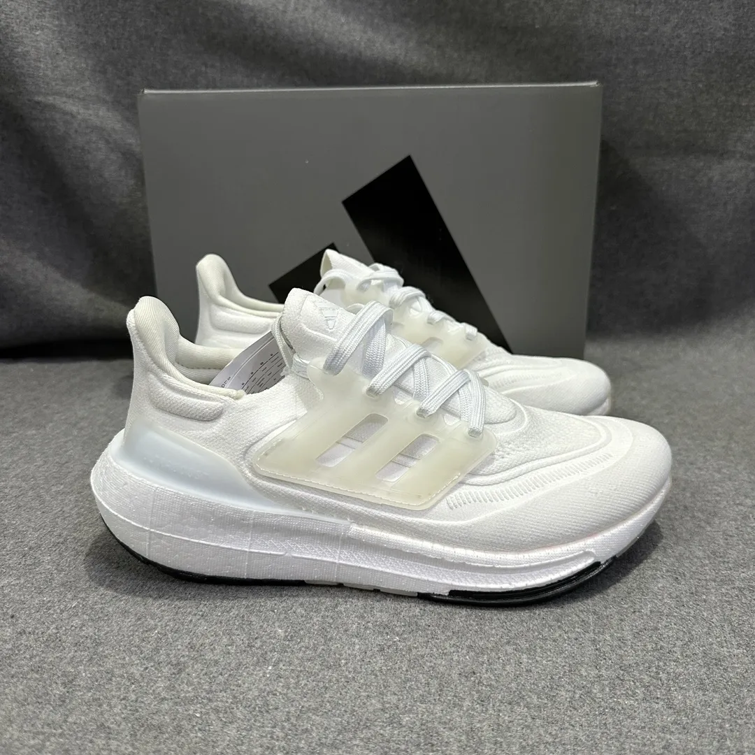adidas Ultraboost 23 Light White Running Shoes – Replica Adidas Edition TimelessDesign 580