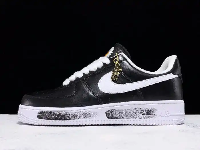 HYPE AIR FORCE 1 LOW G-DRAGON PEACEMINUSONE PARA-NOISE AQ3692-001