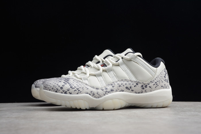 TB Air Jordan 11 Low SE Snake Light Bone CD6846-002