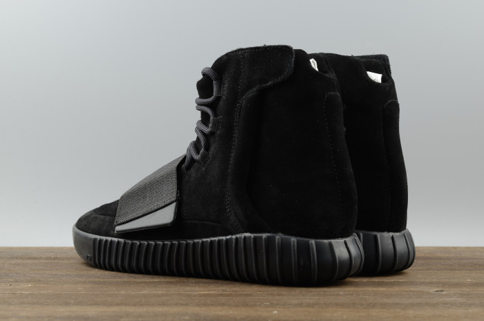 TB Adidas Yeezy Boost 750 Triple Black Cblack BB1839