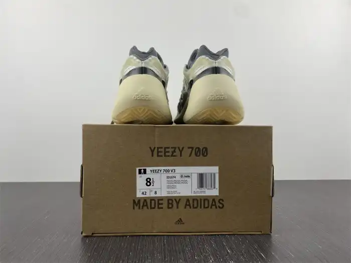 Rep LY Adidas Yeezy 700 V3 Fade Salt ID1674