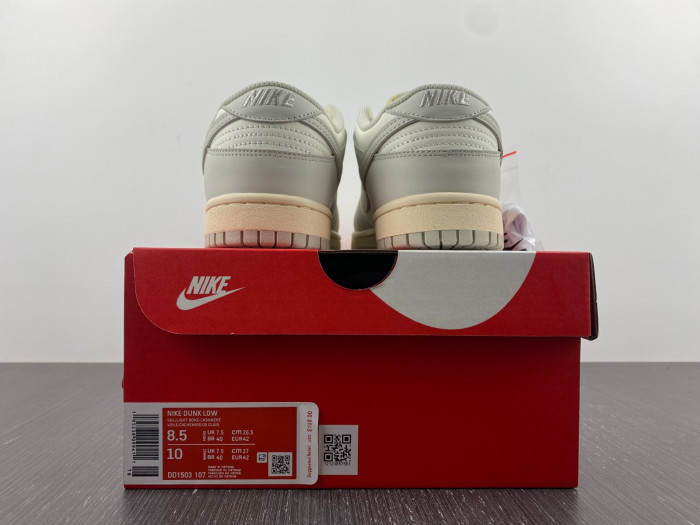 TB Nike Dunk Low Sail Light Bone (W) DD1503-107