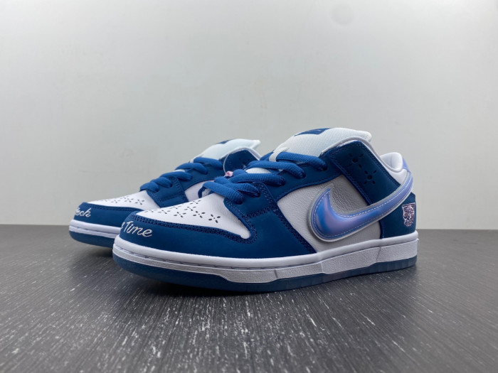 TB Born x Raised x Nike SB Dunk Low FN7819-400