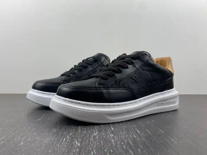 LV LOW-TOP SNEAKER