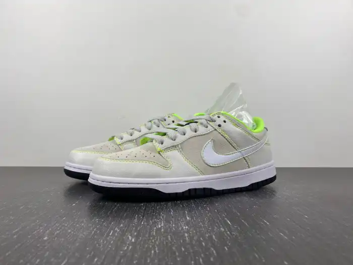 Bmlin Nike Dunk Low University of Oregon PE (2023) FQ7260-001