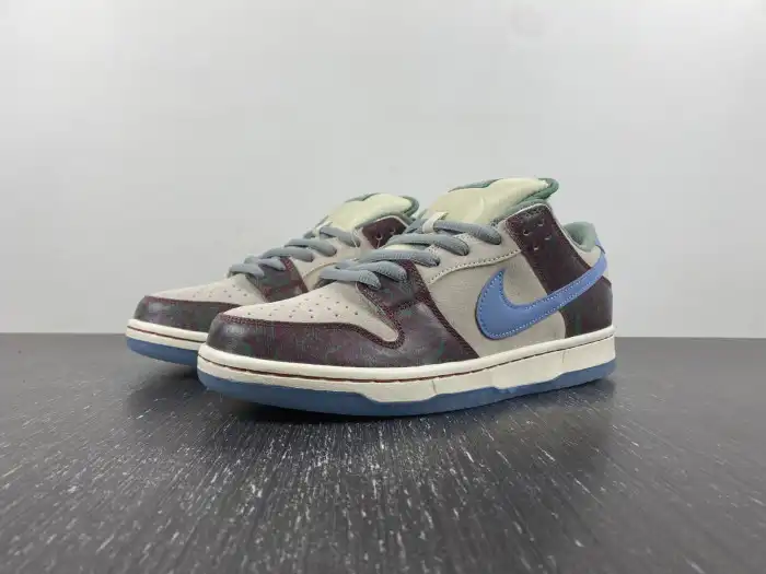 Bmlin Nike SB Dunk Low Crenshaw Skate Club FN4193-100