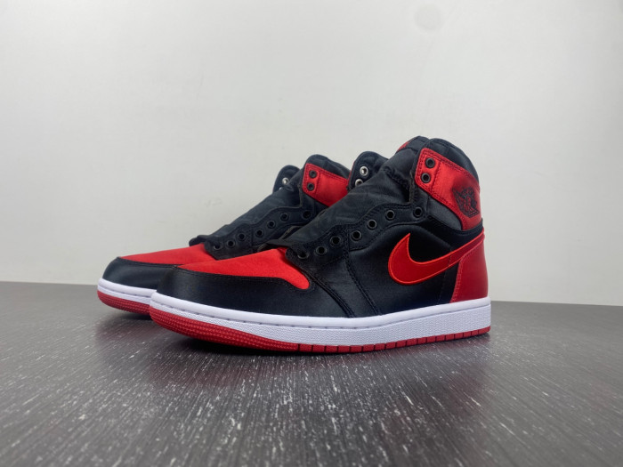 TB Air Jordan 1 High OG WMNS Satin Bred FD4810-061