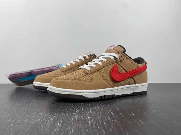 LY Nike Dunk Low SP CLOT Cork FN0317-121