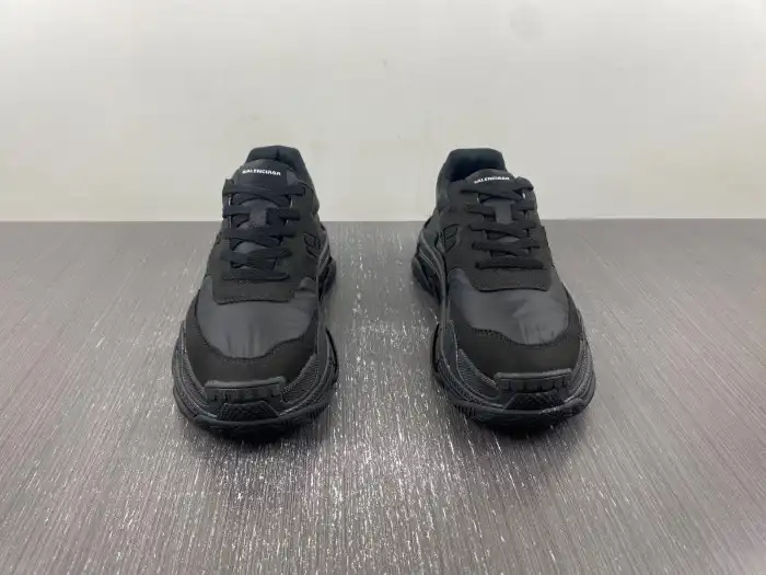 Rep LY BLCG TRIPLE S SNEAKER 710157 W3CU1 1000