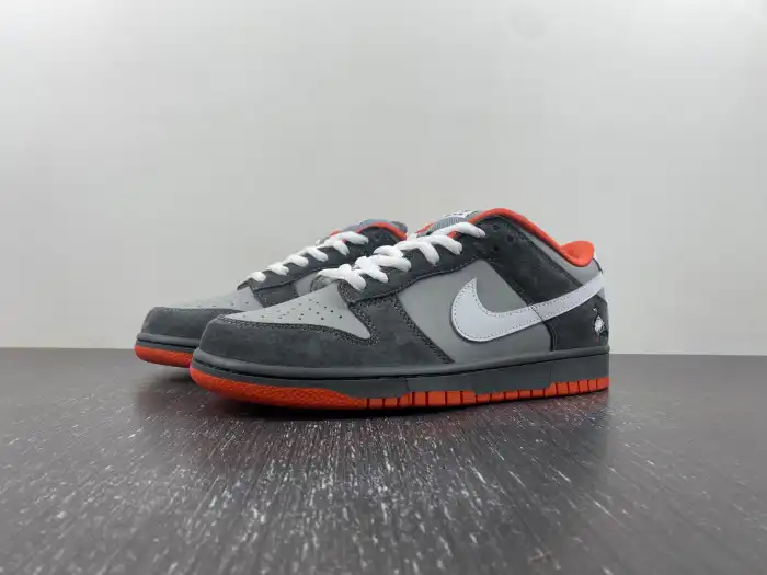 Bmlin Nike SB Dunk Low Staple NYC Pigeon 304292-011