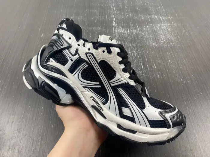 Cheap BLCG RUNNER SNEAKER 772774 W3RNY 0120