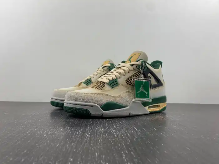 AIR JORDAN 4 "DRAGON YEAR" CUSTOM DC7770-106