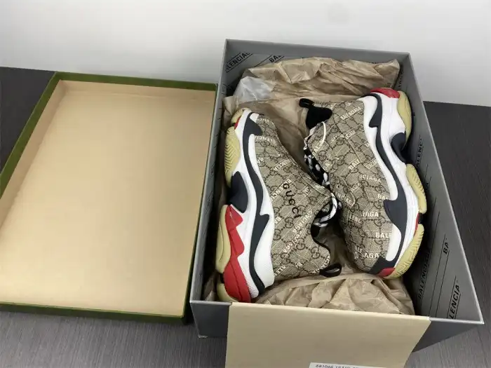 Cheap LY GUCC*BLCG TRIPLE S SNEAKER 681066 ULZ10 9795