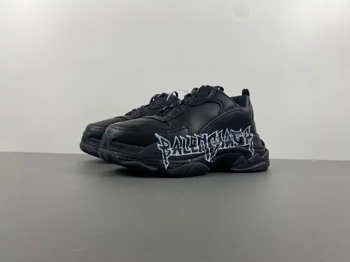 BK BLCG TRIPLE S SNEAKER 536737 W2FAY 9017