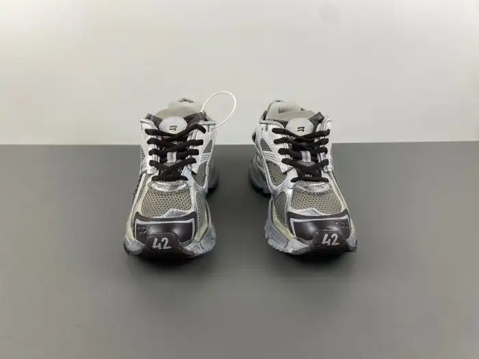 Rep LY BLCG RUNNER SNEAKER 772774 W3RMU 2000