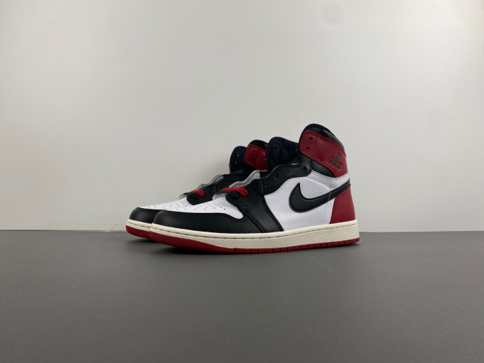 TB Air Jordan 1 High OG Black Toe Reimagined DZ5485-106