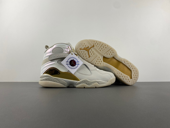 TB Jordan 8 Retro Champagne 832821-030