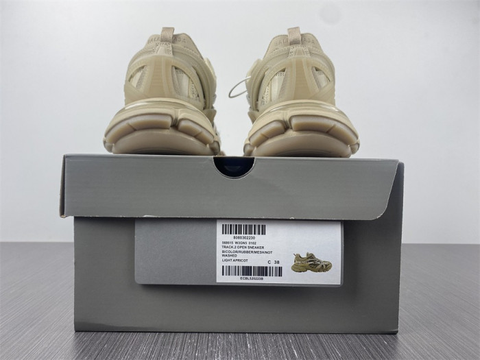 KICKWHO BLCG TRACK SNEAKER 568615 W3GN5 0102