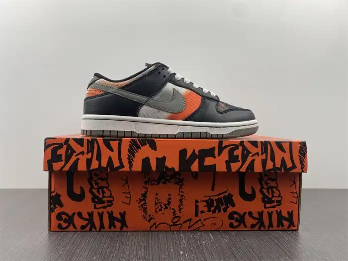 Reps LY Nike Dunk Low Graffiti DM0108-001