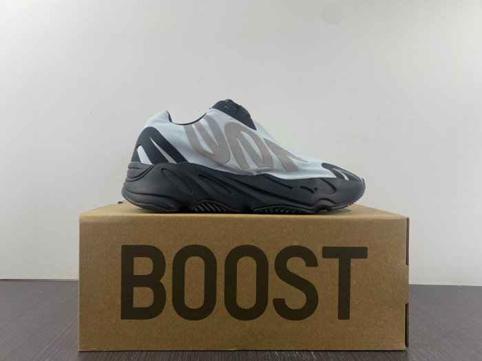 TB Adidas Yeezy Boost 700 MNVN Blue Tint GZ0711