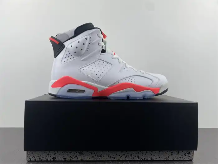 Bmlin Jordan 6 Retro Infrared White (2014) 384664-123