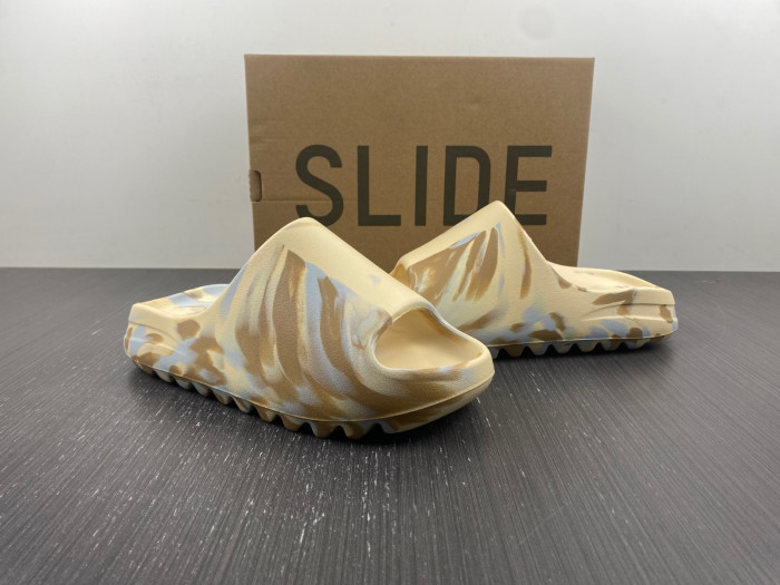 KICKWHO Adidas Yeezy Slide GW1932