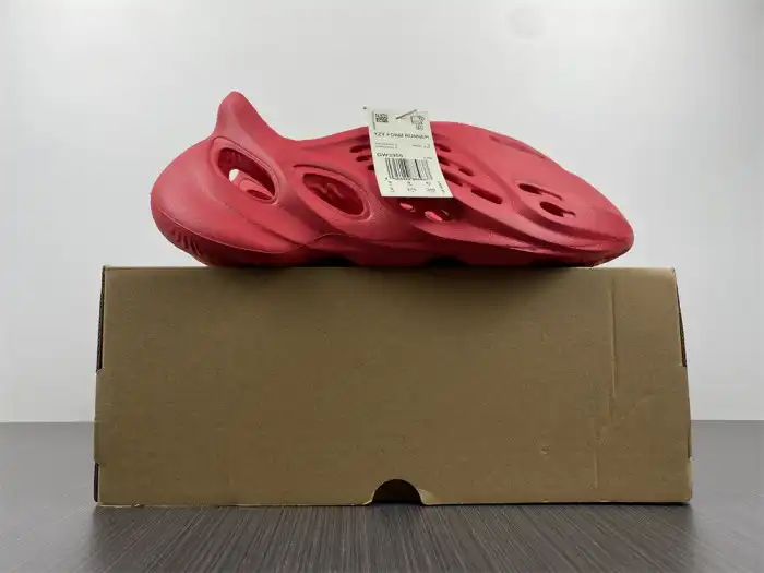 Kicktheory Adidas Yeezy Foam Red CW3355