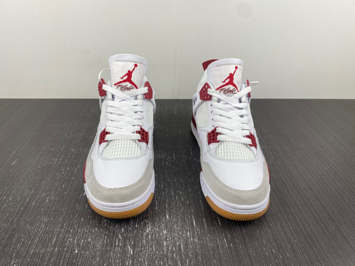 TB Jordan 4 Retro SB Pine Red DR5415-160