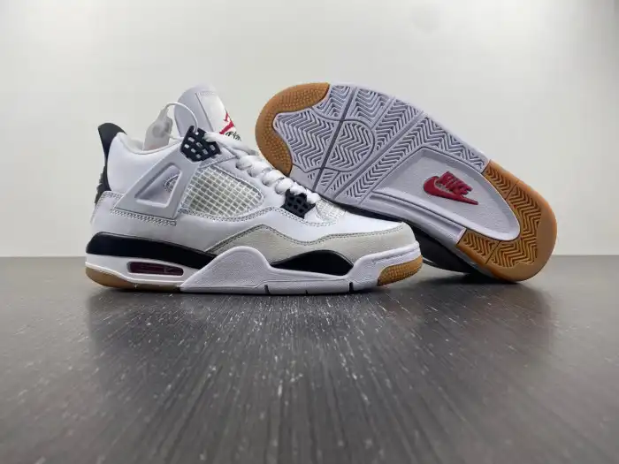 Reps LUCY Jordan 4 Retro SB DR5415-100