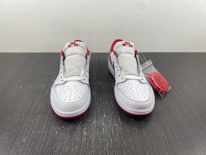 TB Jordan 1 Retro Low White Varsity Red 705329-101