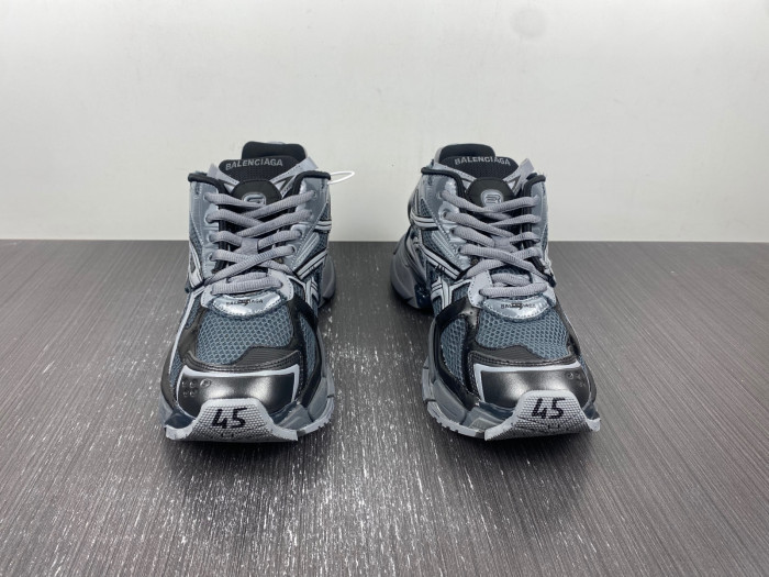 TB BLCG RUNNER SNEAKER 677403 W3RBR 1515