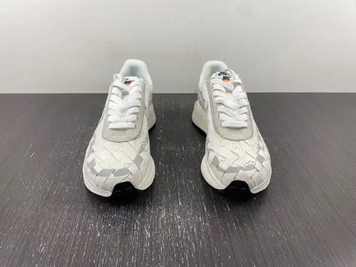 Cheap LY sacai x Nike Waffle Woven White DR5209-100