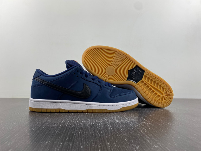 TB Nike SB Dunk Low Navy Black Gum CW7463-401