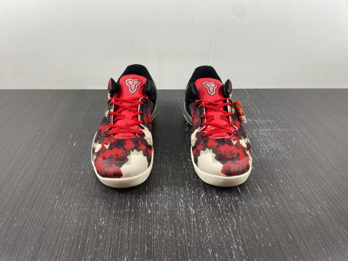 TB Nike Kobe 8 Milk Snake 555035-601