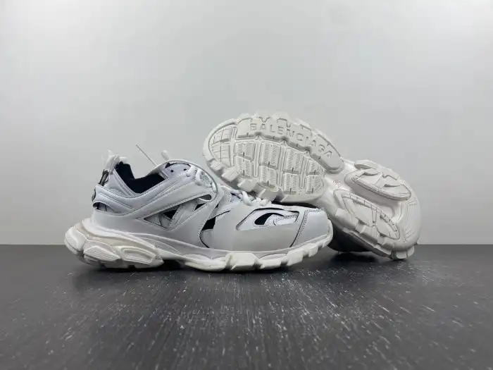 Rep LY BLCG TRACK SNEAKER 736328 W3SKC 9010