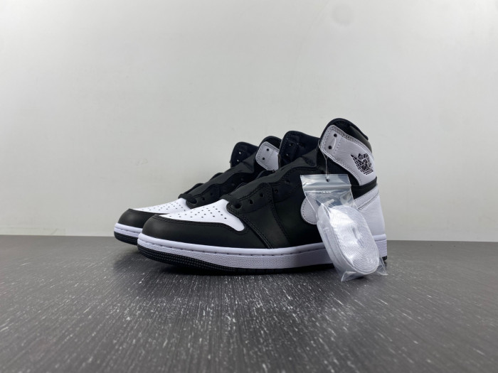 TB Air Jordan 1 High OG Reverse Panda DZ5485-010