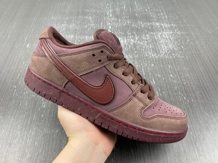 TB Nike SB Dunk Low City of Love FN0619-600