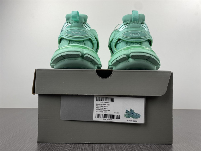 KICKWHO BLCG TRACK SNEAKER 542436 W3FE3 3000