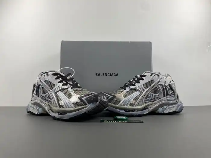 Rep LY BLCG RUNNER SNEAKER 772774 W3RMU 2000