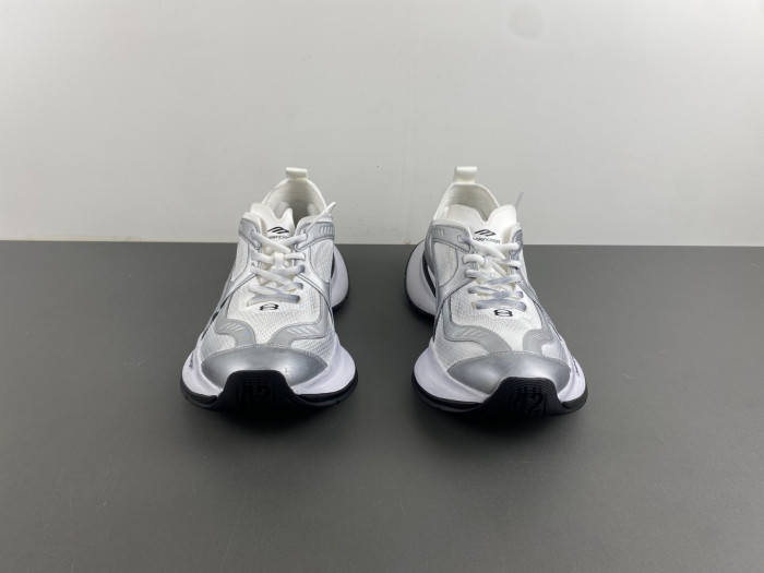 KICKWHO BLCG CIRCUIT SNEAKER 793945 WFLGY 9100