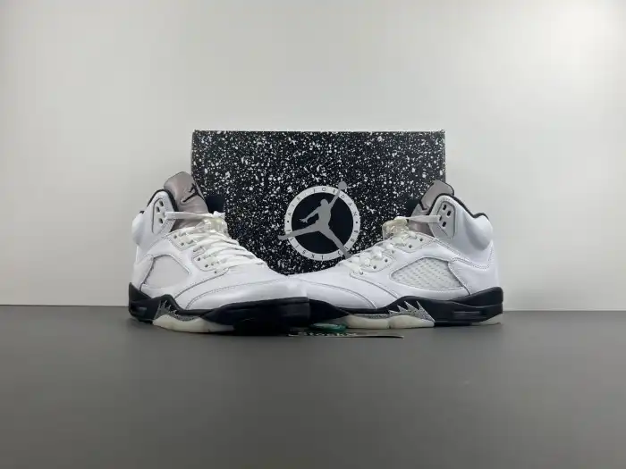 Cheap AIR JORDAN 5 RETRO 'WHITE BLACK' DD0587-110