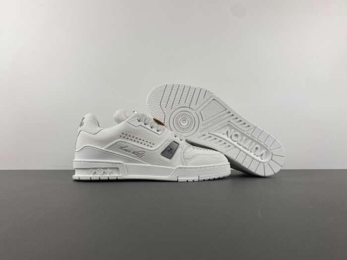 TB LV TRAINER SNEAKER 24121002