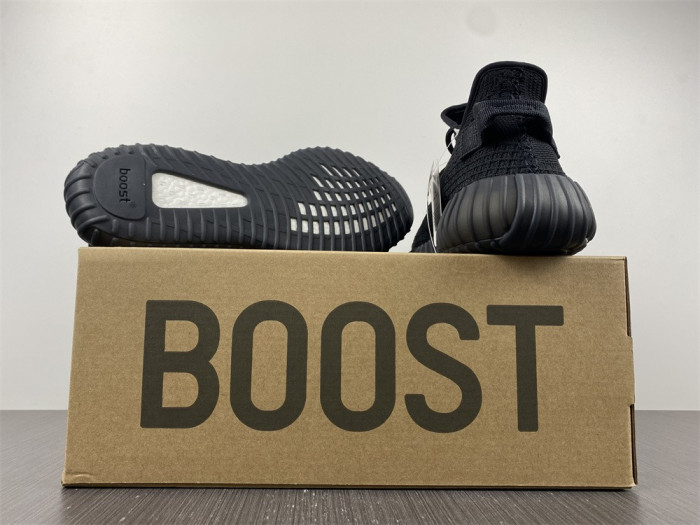 TB Adidas Yeezy Boost 350 V2 Onyx HQ4540