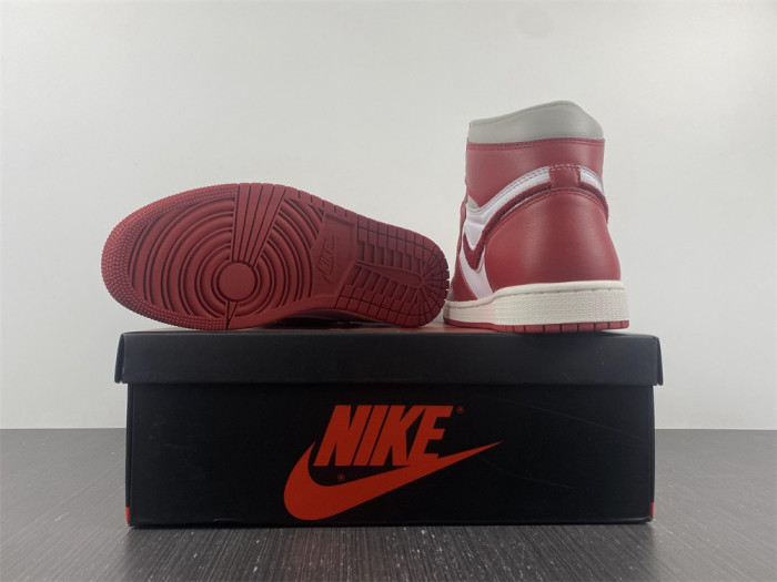 TB Jordan 1 High OG Newstalgia Chenille (W) DJ4891-061